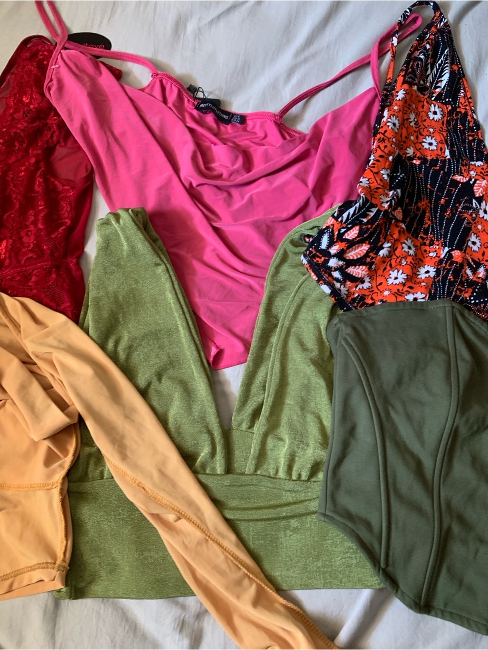 TOP BUNDLE ‼️ - Picture 5 of 9